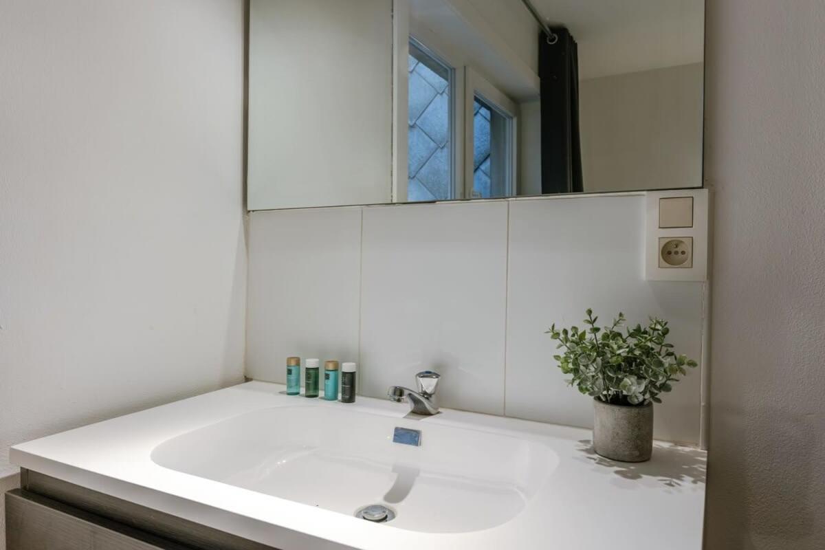 Huswell - Enjoyable Apartment With Sea View De Haan Exterior foto